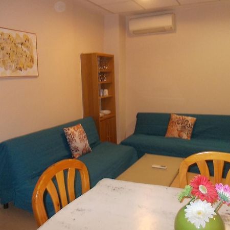 Apartamentos Ortiz De Zarate Valencia Eksteriør bilde
