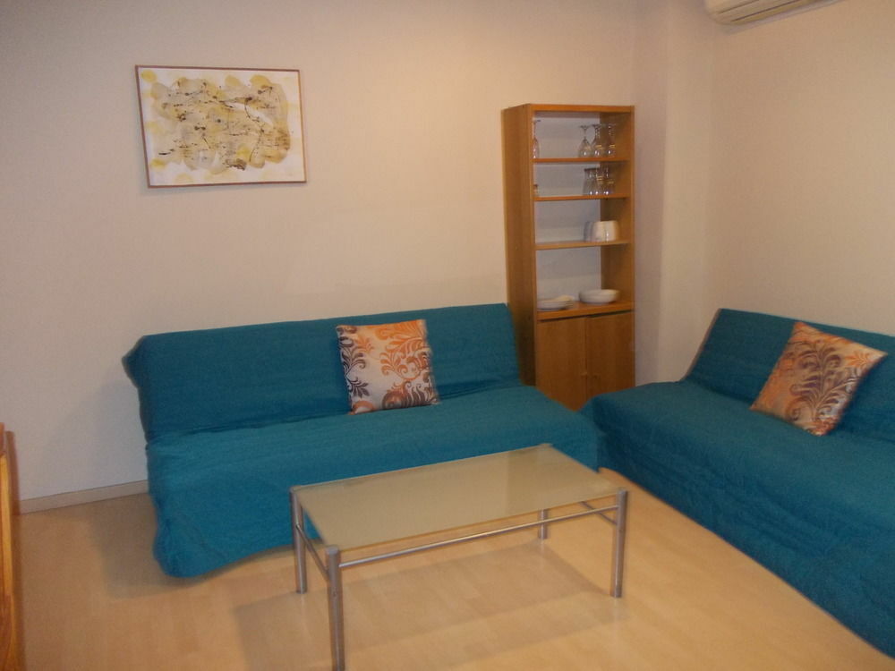 Apartamentos Ortiz De Zarate Valencia Eksteriør bilde