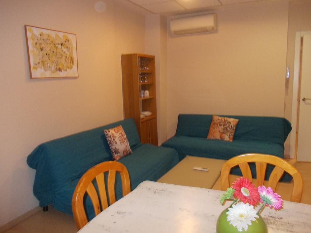Apartamentos Ortiz De Zarate Valencia Eksteriør bilde